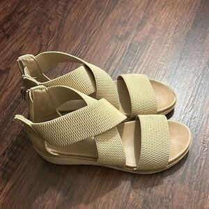 Wedge sandals